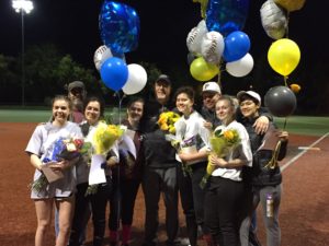 girls softball team